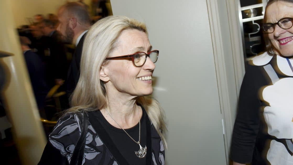 Ebony lesbot hieroen pussies