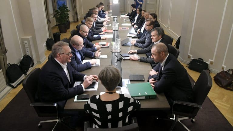 Paperiliiton ja Metsäteollisuuden työriidan sovittelu jatkuu