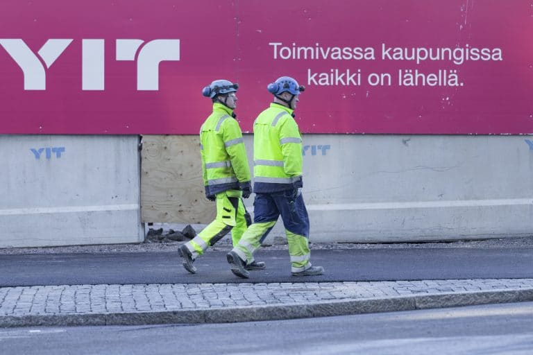 Pula rakentajista ja materiaaleista voi iskeä rakennusalaan