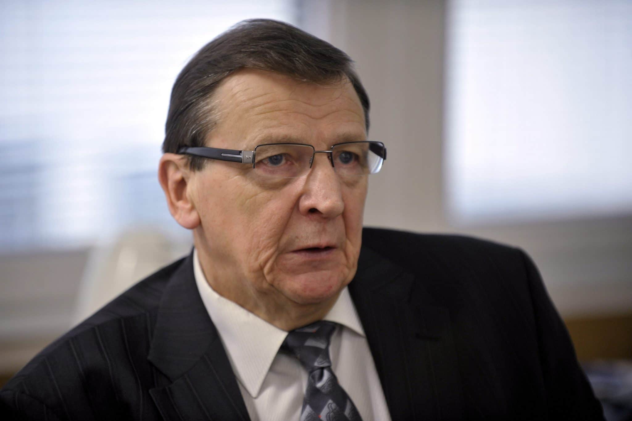 Raimo Vistbacka kokoomuksen ehdokkaaksi sitoutumattomana | Verkkouutiset