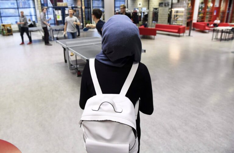 Etelä-Tapiolan lukio