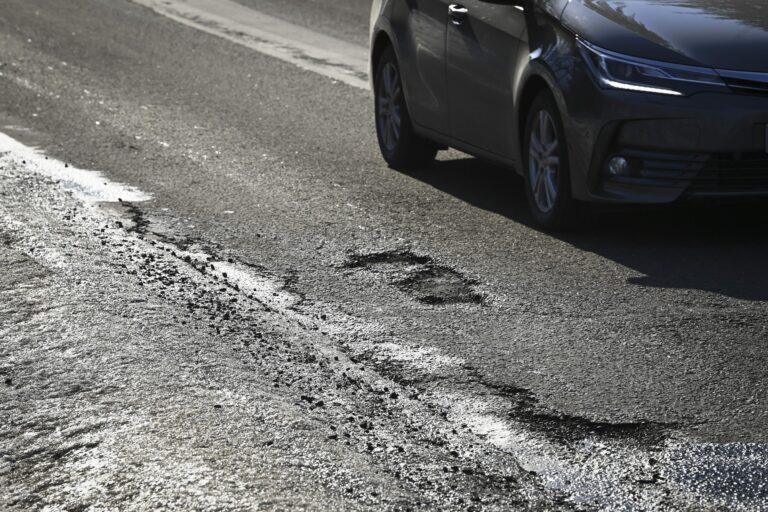 Rengasvauriot yleistyneet huonokuntoisilla teillä