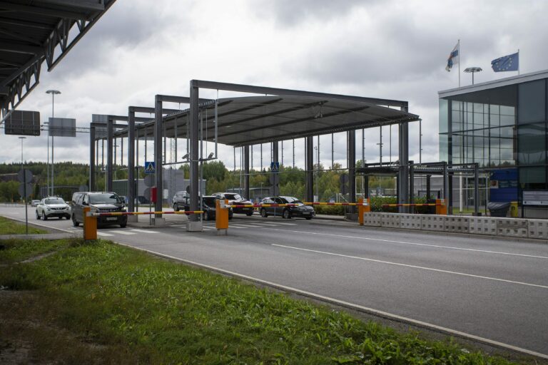 Nuijamaan raja-asema