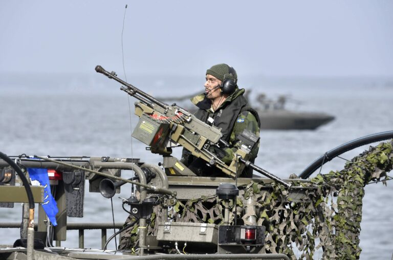 Aurora 17 -sotaharjoitukset