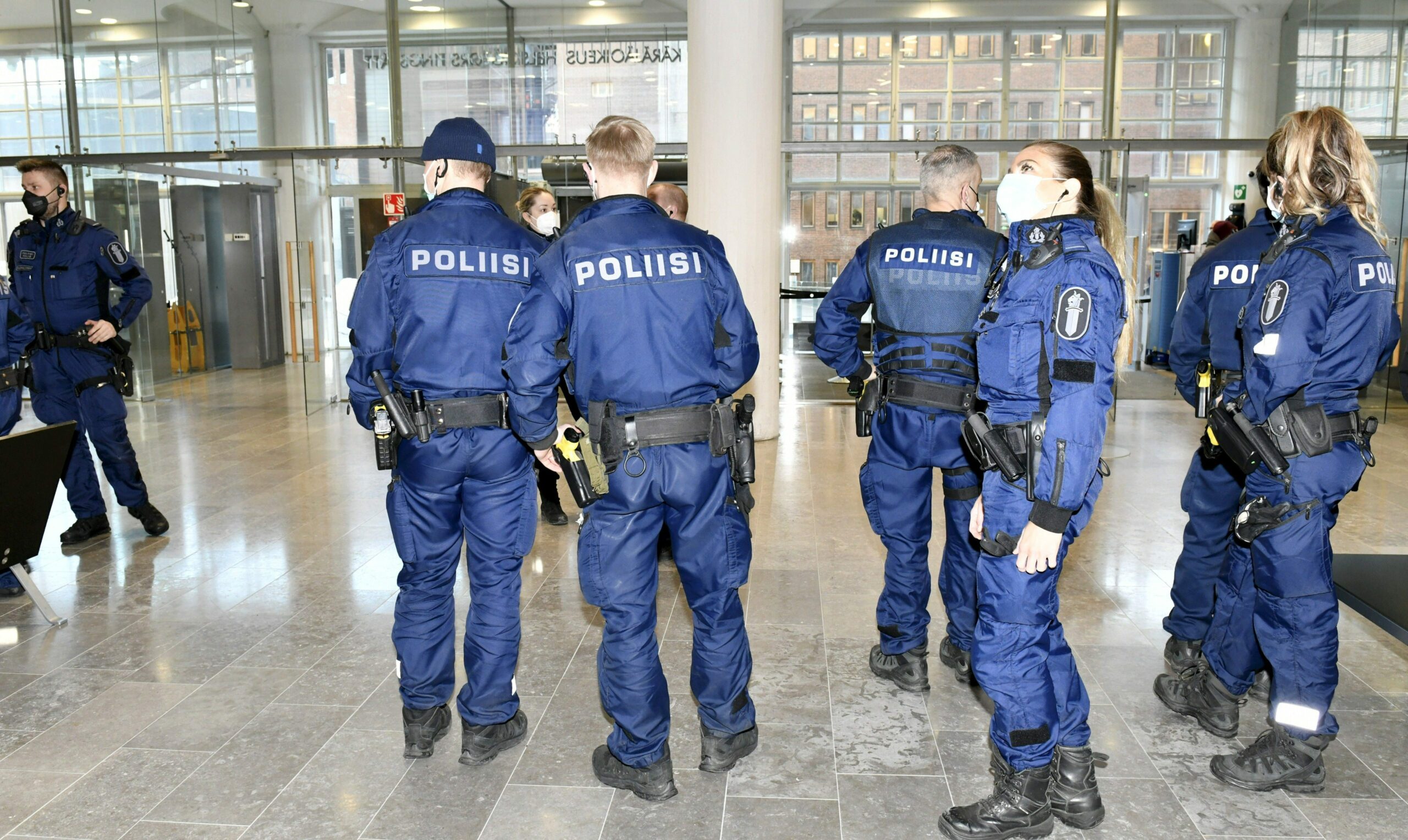 Poliisi Katujengeist Meid n Pit Ottaa T m Asia Haltuun Verkkouutiset Poliisi Katujengeist Meid n Pit Ottaa T m Asia Haltuun Verkkouutiset