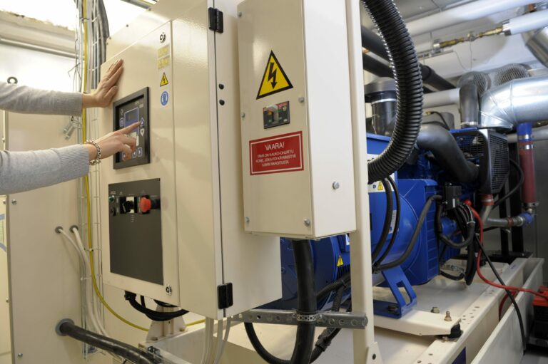 Millä mallilla ovat yritysten varavoimajärjestelmät?