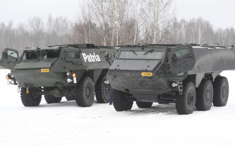Uusi Patria 6x6-ajoneuvo