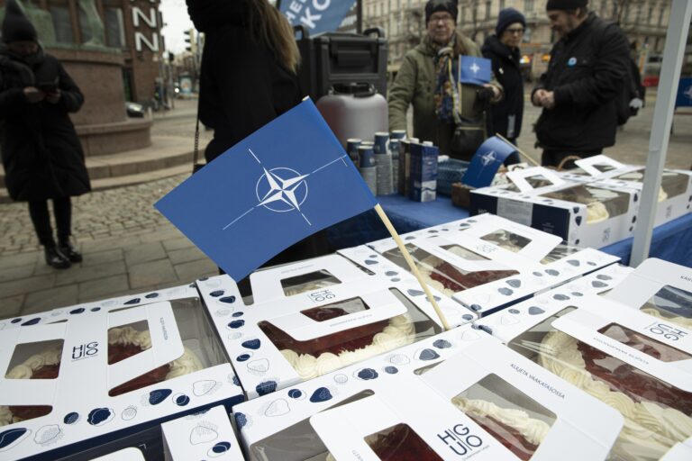 Helsingin kokoomuksen kahvitilaisuus