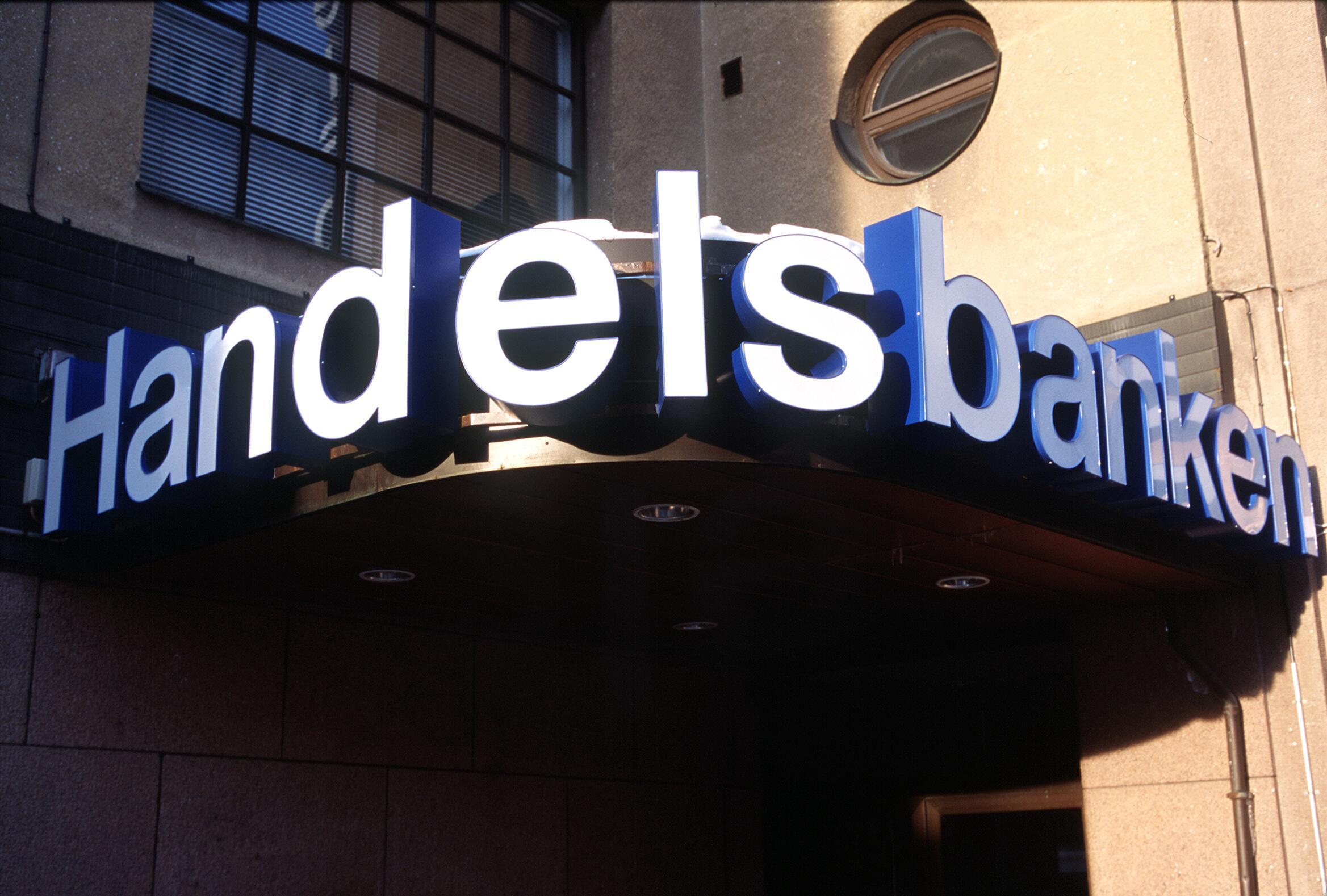 Handelsbanken myy suuren osan liiketoiminnoistaan Spankille