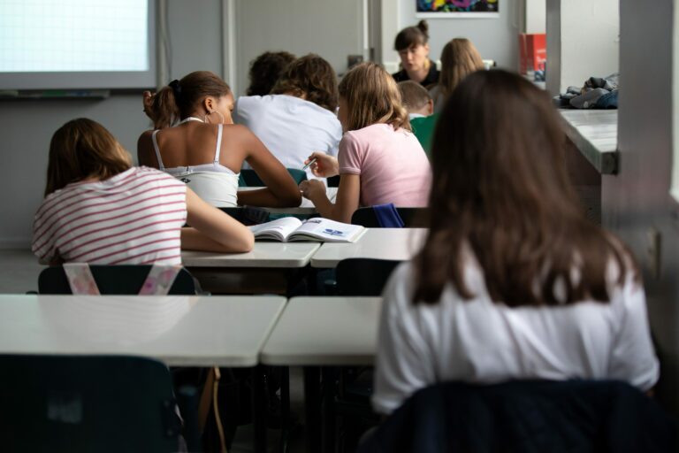 Äidinkieli - peruskoulu