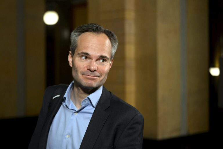 Hallitusneuvottelut jatkuvat Säätytalolla