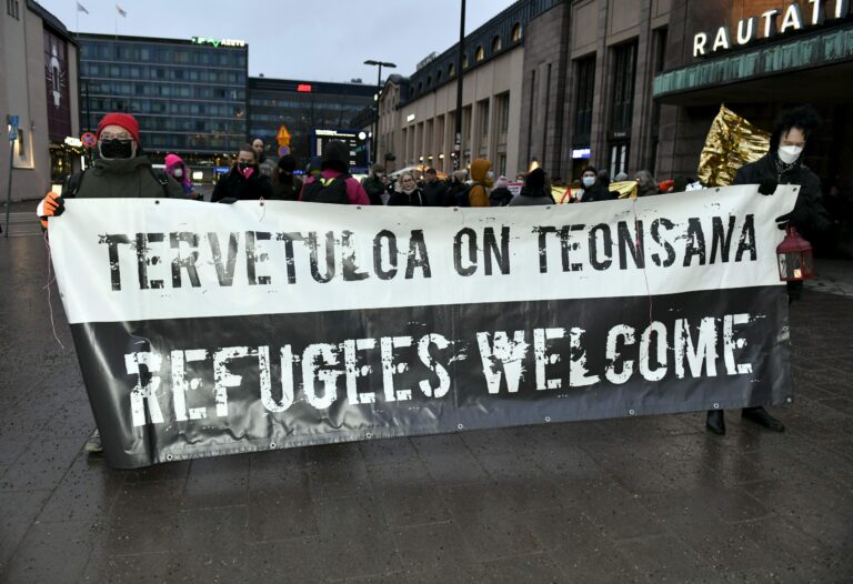 Mielenosoitus EU:n takaisintyöntöjä vastaan