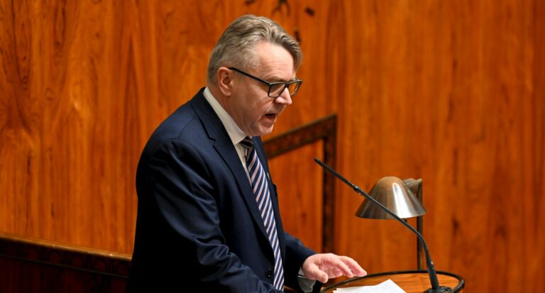 Eduskunnan täysistunto