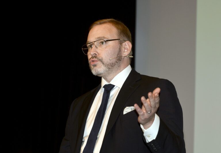 Puoluejohtajat tentissä ja Suomen Yrittäjien vaalitavoitteet julki