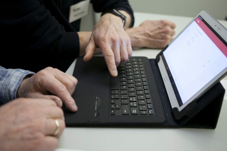 Senioreiden pankkiasiointi -mediatilaisuus