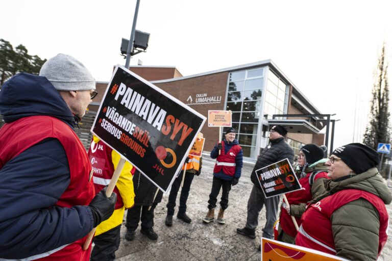 Ammattiliittojen lakot alkavat tänään