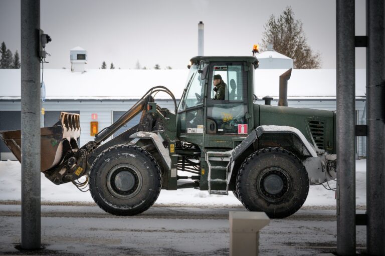 Vartius border station