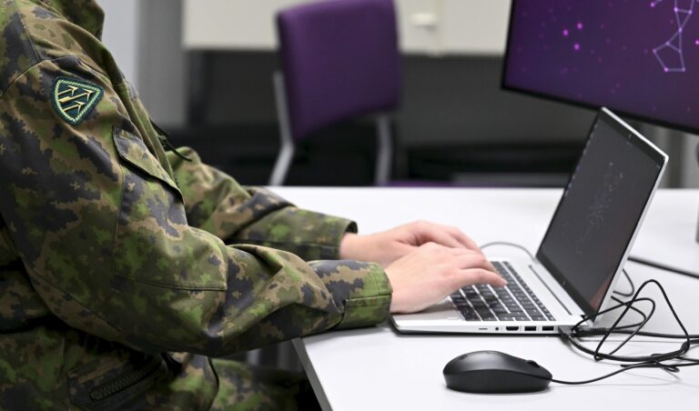 Kasvua turvallisuudesta - Puolustusvoimien koulutusohjelmapilotin tiedotustilaisuus