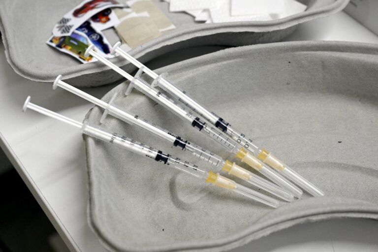 Influenssa- ja koronarokotukset Kivelän terveysasemalla