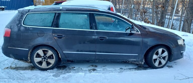 Poliisia-Raaseporissa-paennut-auto