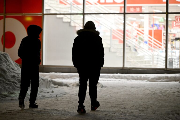 Nuoret, väkivalta, päihteet