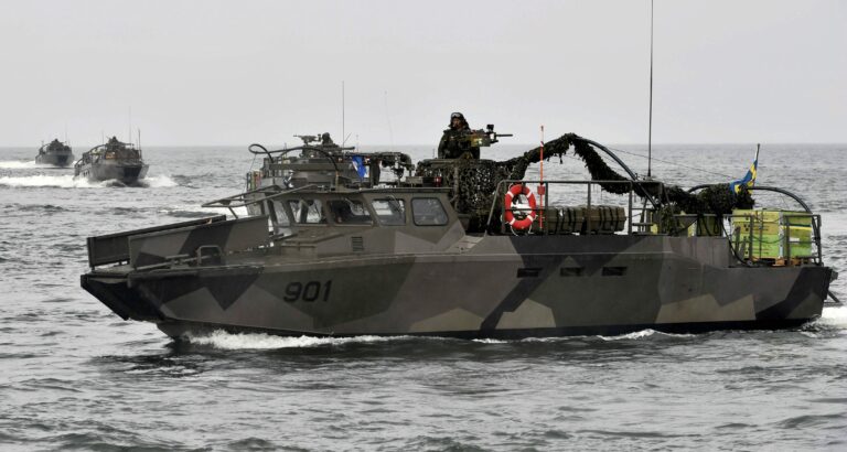 KUVITUSTA STT Vaatimus kahden prosentin puolustusmenoista ei innosta Ruotsin puolustusministeriä - haluaa prosenttien sijaan konkretiaa 