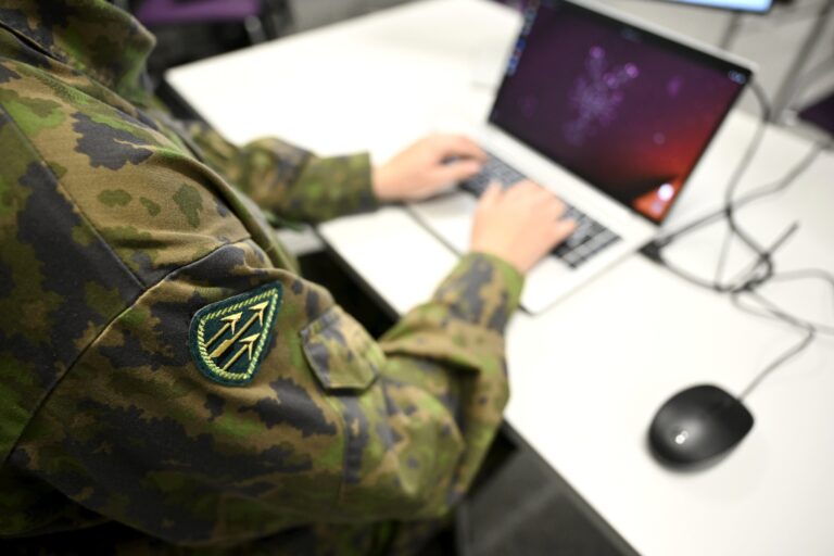 Kasvua turvallisuudesta - Puolustusvoimien koulutusohjelmapilotin tiedotustilaisuus