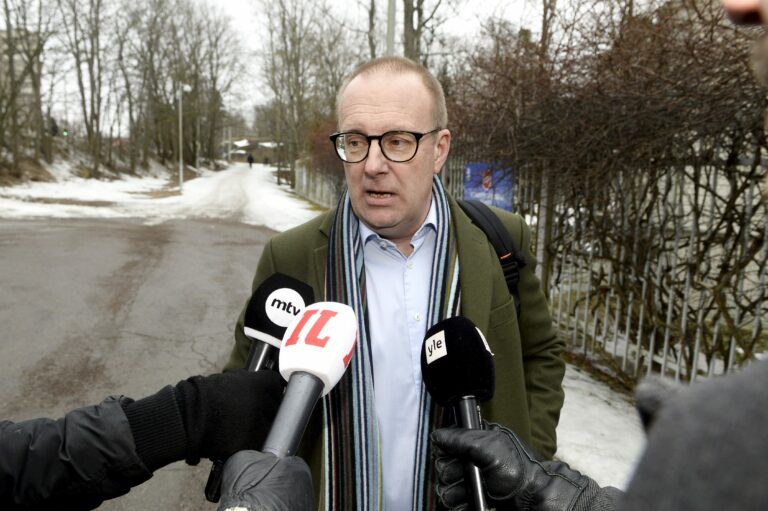 Pääministeri Orpo kutsui liittojohtajat koolle täksi päiväksi