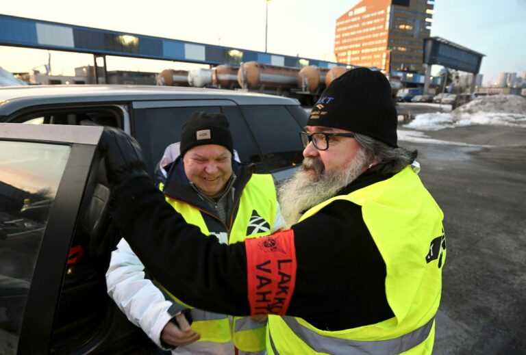 SAK:n liittojen poliittiset lakot