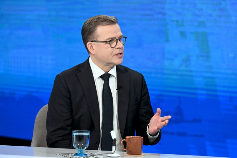 Ykkösaamussa pääministeri Petteri Orpo
