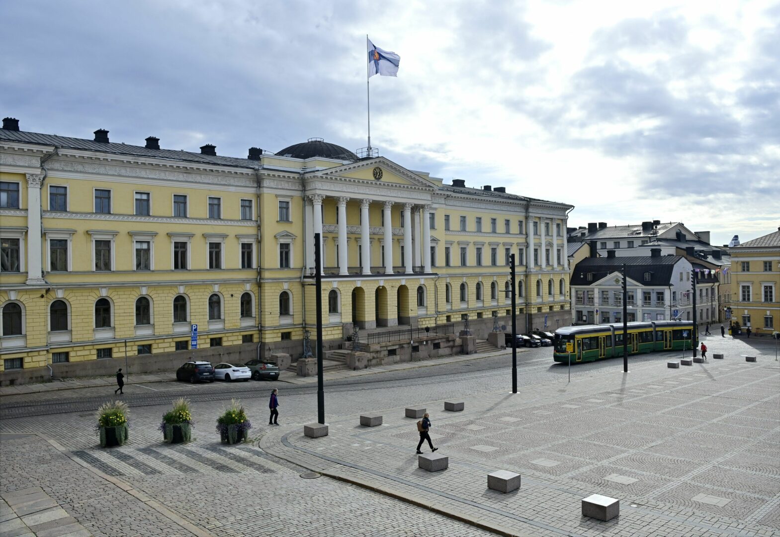 Ketk T hriv t Valtioneuvoston Linnan Punav rill Verkkouutiset