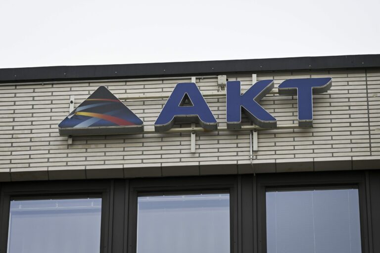 Auto- ja kuljetusalan työntekijäliitto AKT