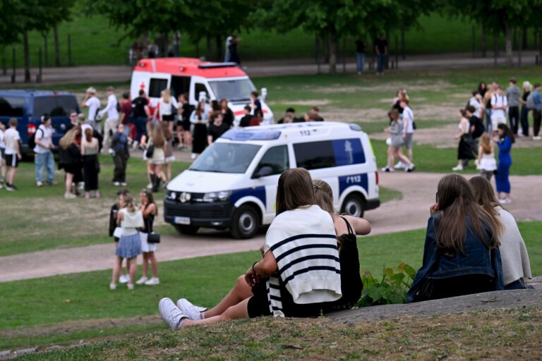 Koulujen päättäjäisviikonloppu