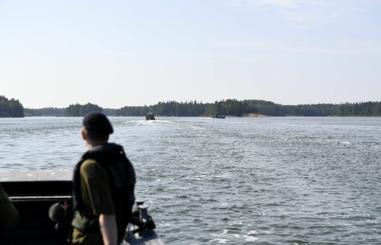 Merivoimille uusi huoltovene