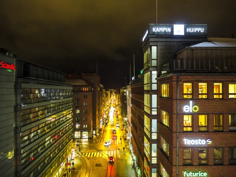 helsinki-3242656_1920