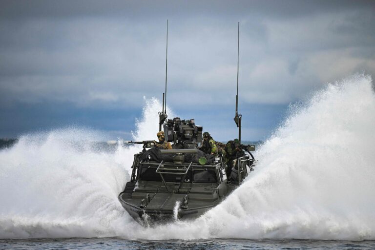 US and Sweden military conduct military exercises