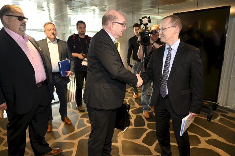 Neuvottelut teknologiateollisuuden työehtosopimuksista alkavat