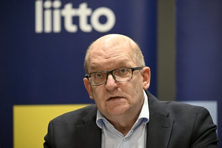 Teollisuusliitto tiedottaa ajankohtaisesta työmarkkinatilanteesta