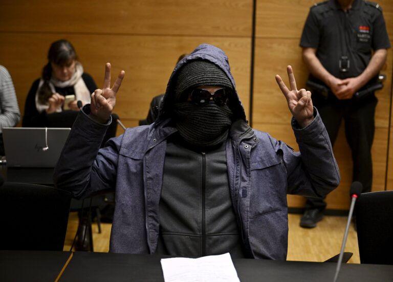 Kansanedustaja Zyskowicziin kohdistunut pahoinpitely Helsingin käräjäoikeudessa