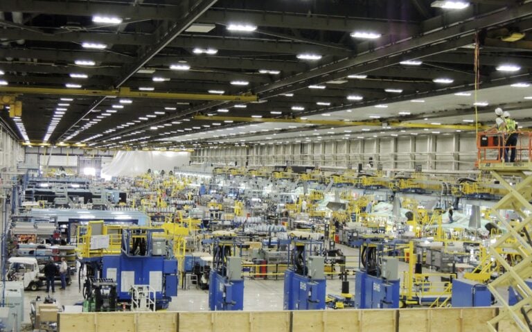 Norjalaiset kouluttautuvat F-35 hävittäjän käyttöön Arizonan aavikolla USA:ssa