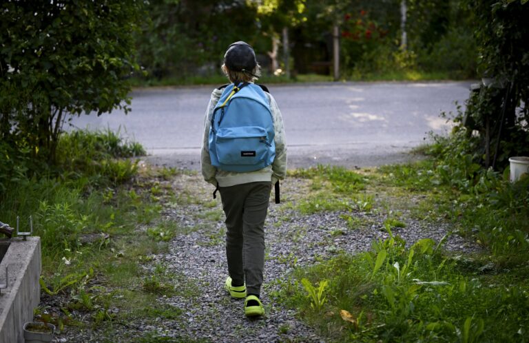 Koulujen syyslukukausi alkaa