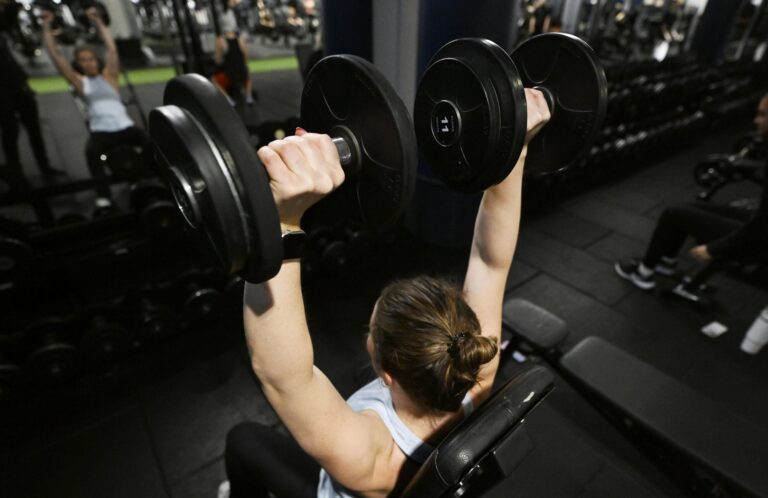 Kuntosali - kuntosaliharjoittelu