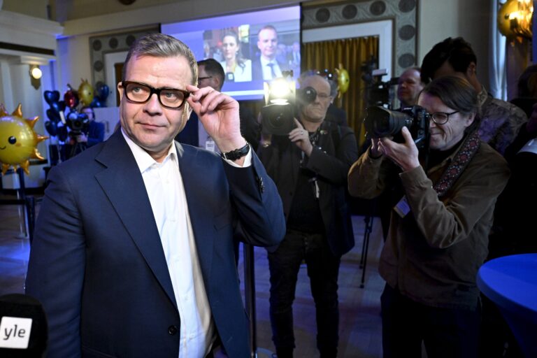 Vaalivalvojaiset: Kokoomus