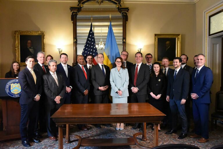 US - UKRAINE - DIPLOMACY - DEAL - RUSSIA - CONFLICT