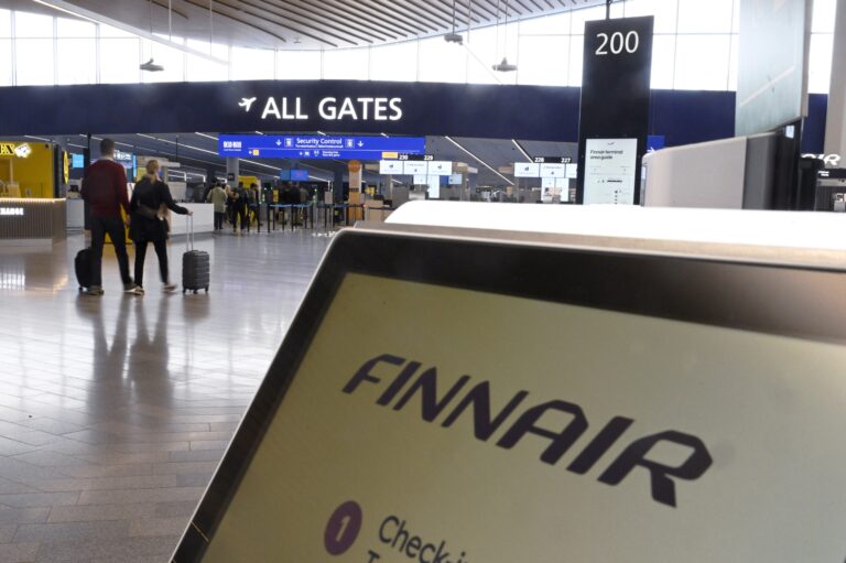 IAU on tänään lakossa, sillä lentoliikenteen palveluiden työriitaan ei syntynyt sopua