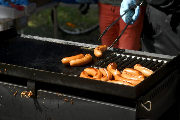 Sininauhasäätiön juhannussaunassa asunnoton saa nauttia saunasta ja puhtaudesta