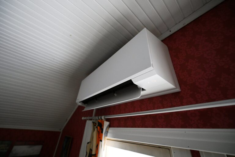 Omakotitalojen sähkösopimukset