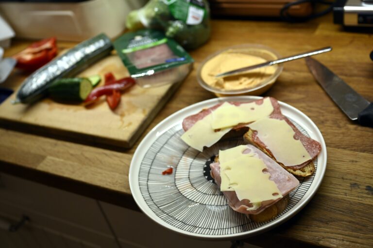 Liharuoka ja ravitsemussuositukset