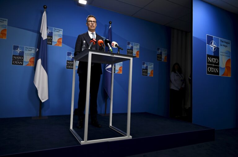 Naton huippukokous Haagissa: Tasavallan presidentti Alexander Stubbin mediatilaisuus