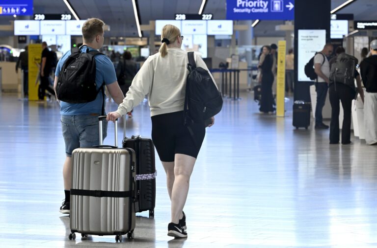 Lentokenttäpalveluita uhkaa taas tänään uusi työtaistelu